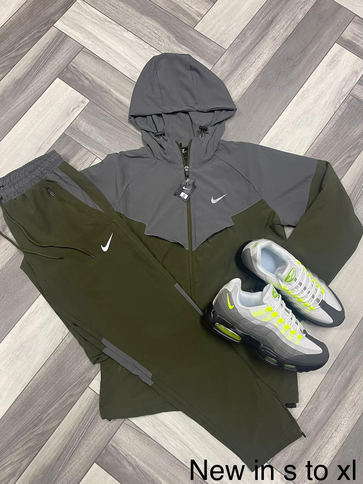 (A) Nike 2 tone Windbreaker sets (2 variants)