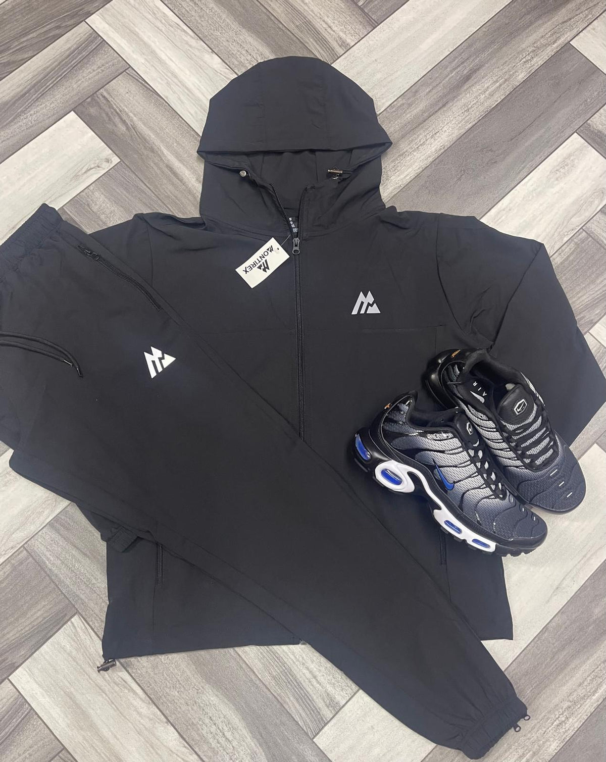 (B) Montrex Grey/Black/silver sets